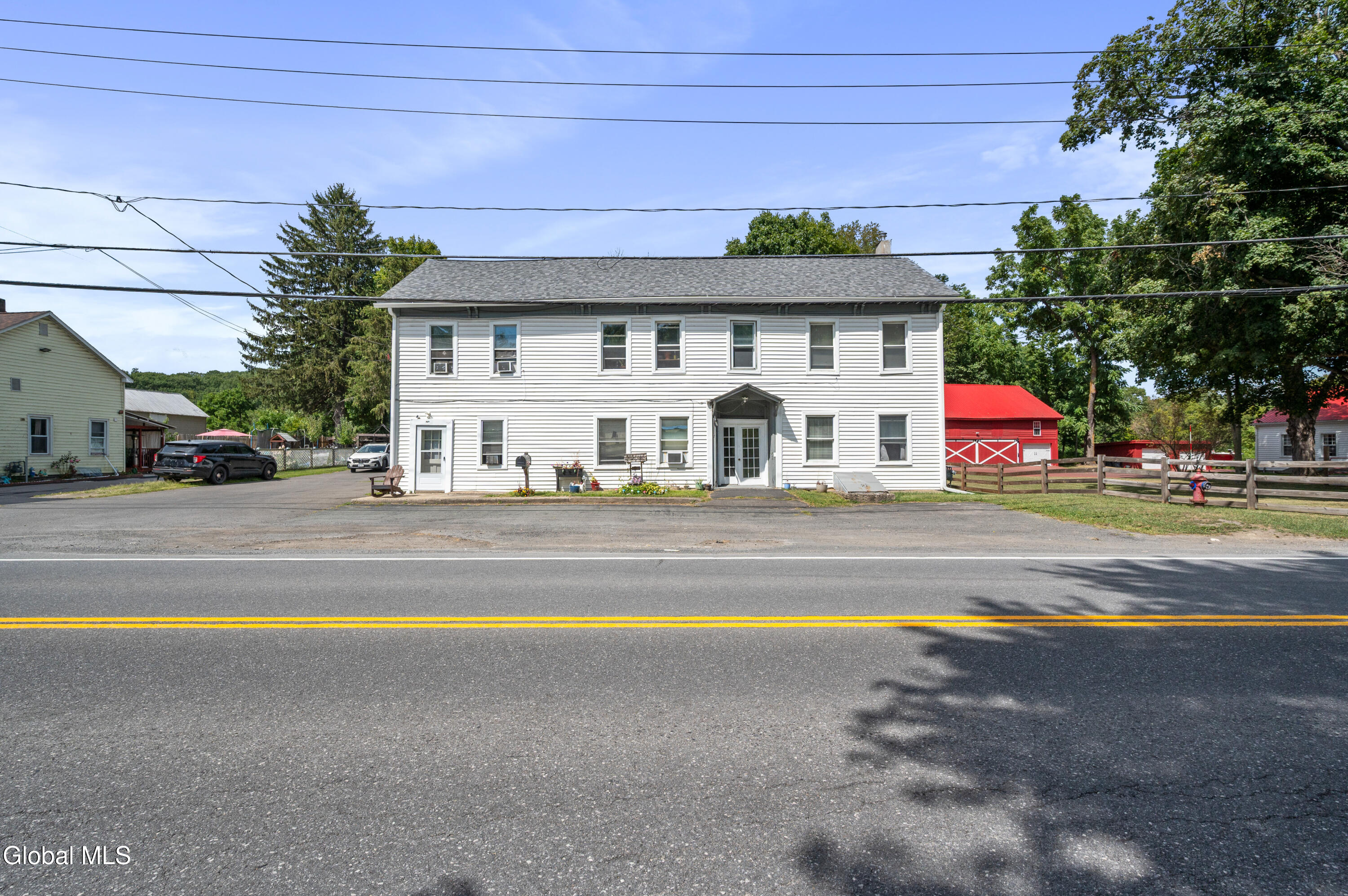 319 Speigletown Road Troy, NY 12182 - Photo 2 of 4 319 Speigletown Rd