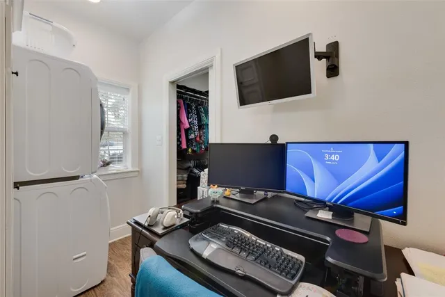 $850,000 | 120 Cote D Azur, Chico, TX 76431