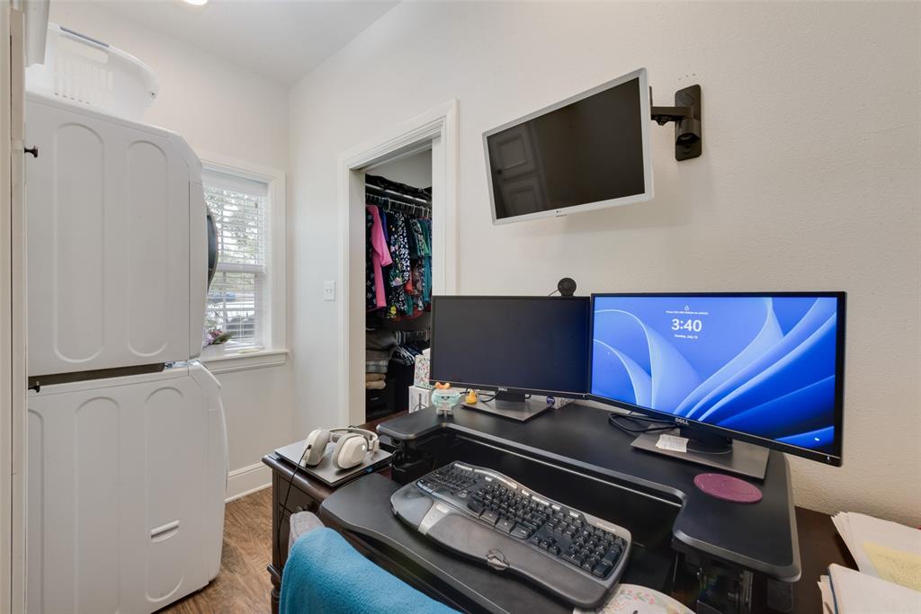 120 Cote D Azur Chico, TX 76431 - Photo 33 of 37 Office area with stacked washer / dryer and a murphy closet!