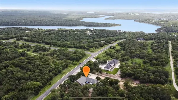 $825,000 | 120 Cote D Azur, Chico, TX 76431