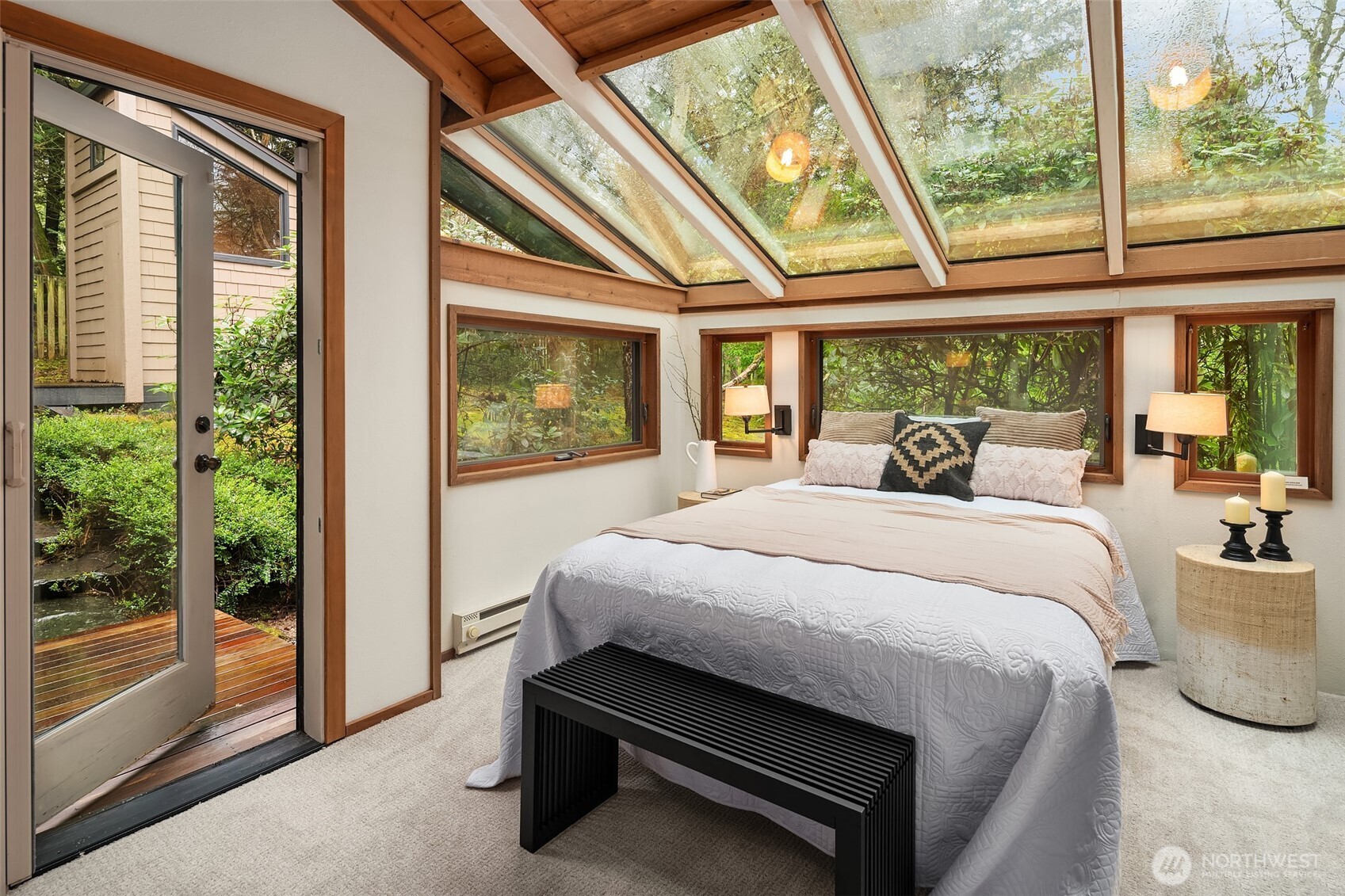 6320 Southwest Luana Beach Road Vashon, WA 98070 - Photo 17 of 37 Gallery Image 17