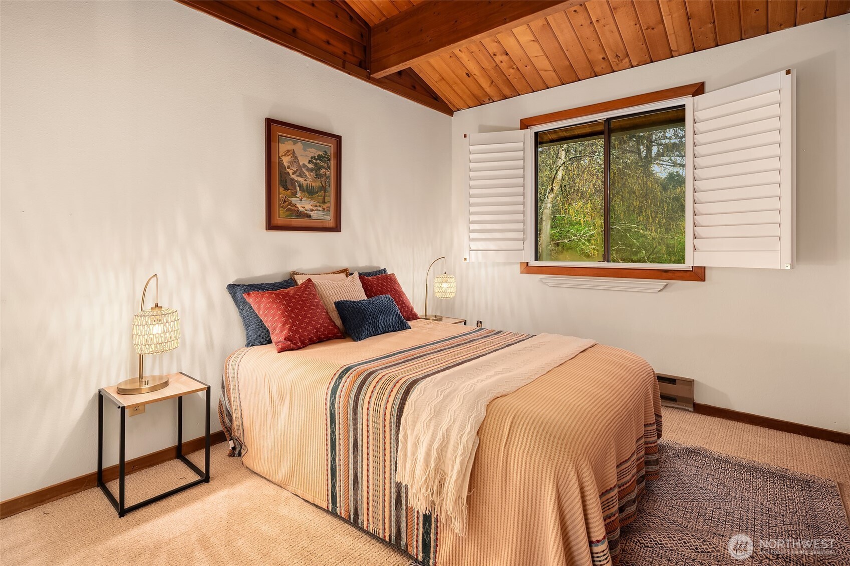 6320 Southwest Luana Beach Road Vashon, WA 98070 - Photo 19 of 37 Gallery Image 19