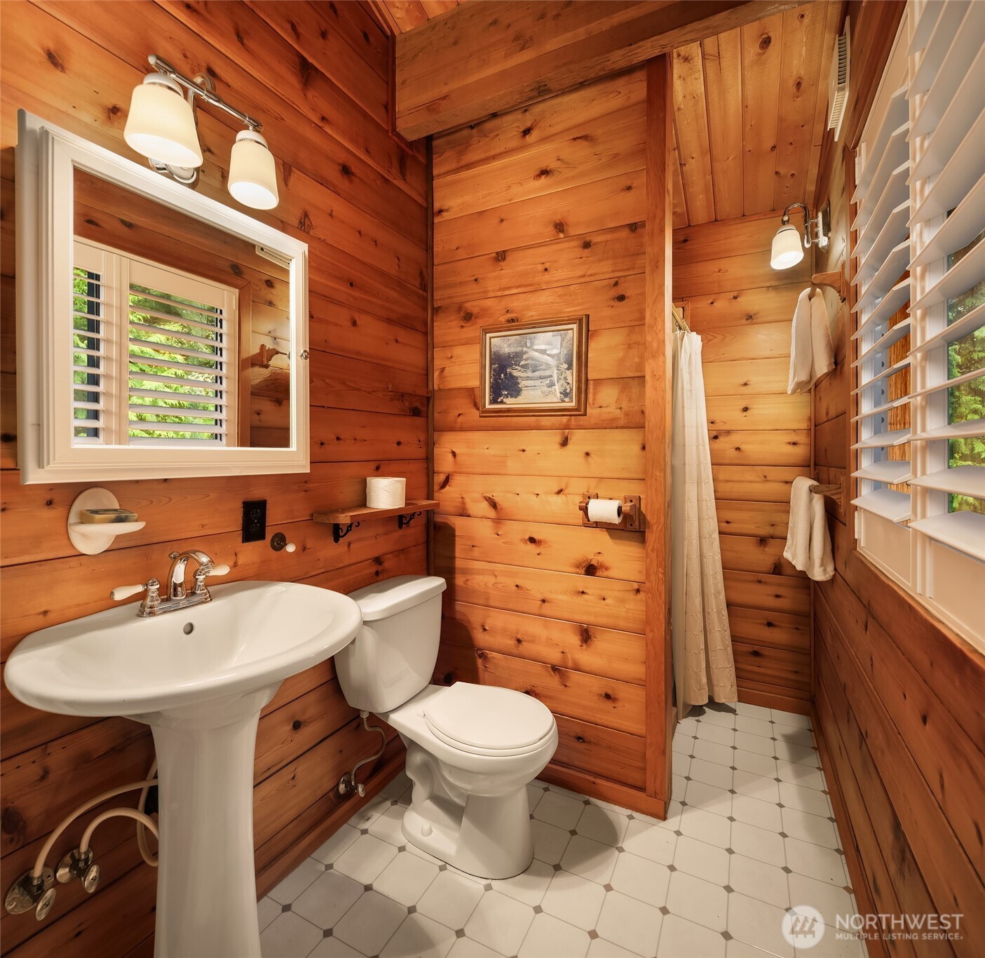 6320 Southwest Luana Beach Road Vashon, WA 98070 - Photo 21 of 37 Gallery Image 21