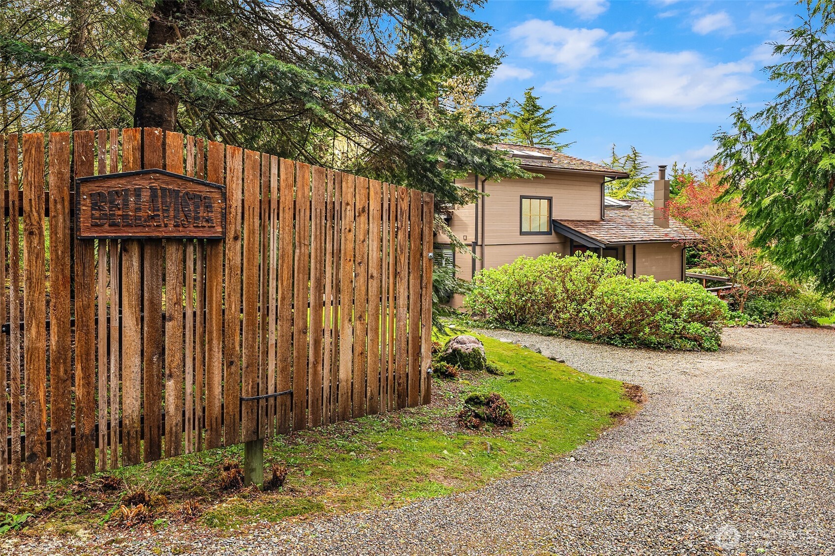 6320 Southwest Luana Beach Road Vashon, WA 98070 - Photo 30 of 37 Gallery Image 30