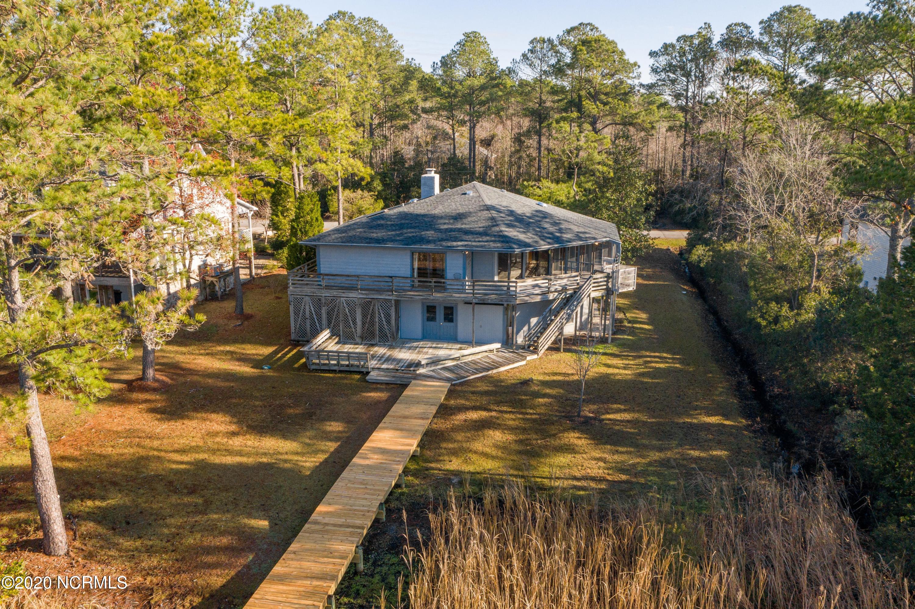 5212 Bucco Reef Road New Bern, NC 28560 - Photo 29 of 50 Walkway to Dock
