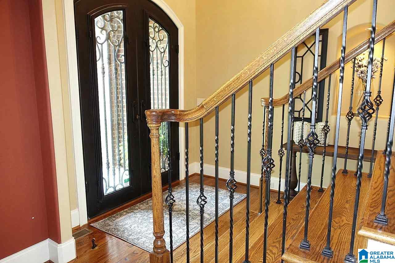 1523 Scout Ridge Drive Birmingham, AL 35244 - Photo 3 of 48