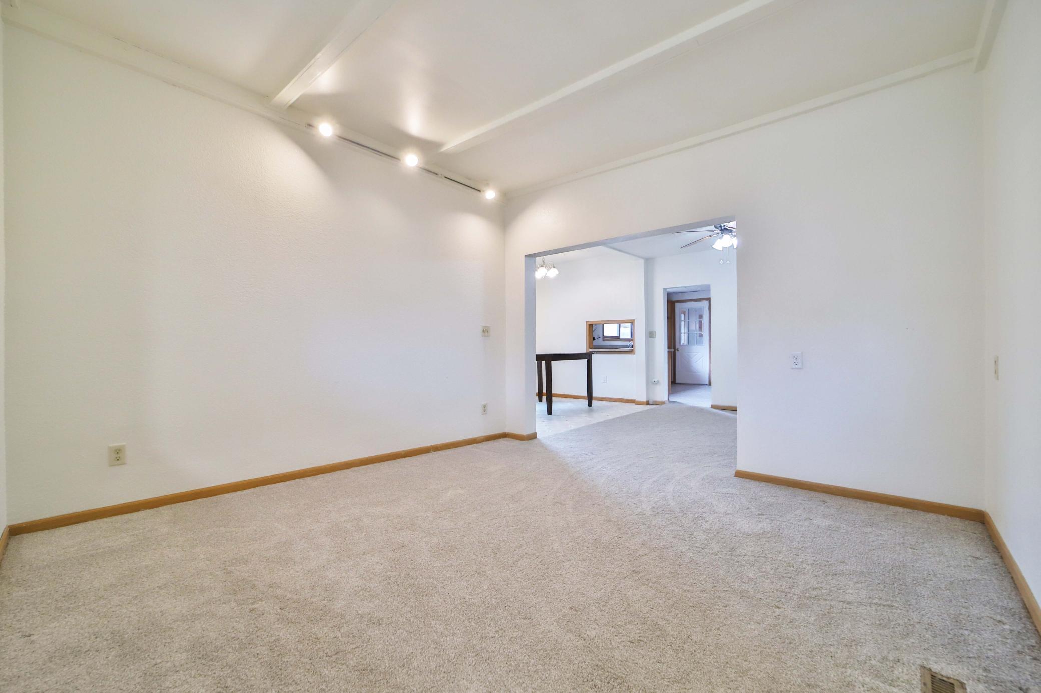 319 2nd Avenue Northeast Brainerd, MN 56401 - Photo 25 of 33