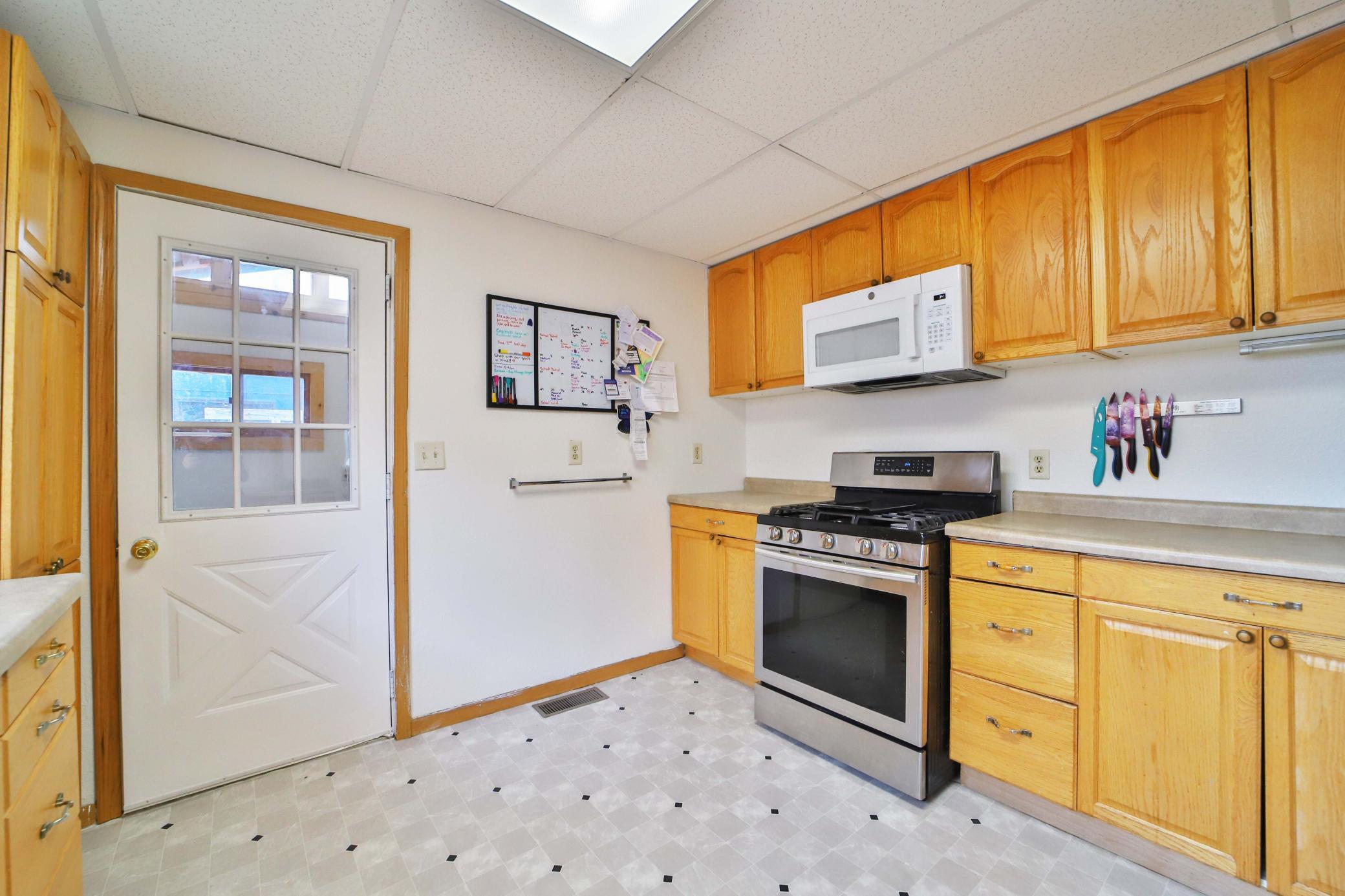 319 2nd Avenue Northeast Brainerd, MN 56401 - Photo 4 of 33