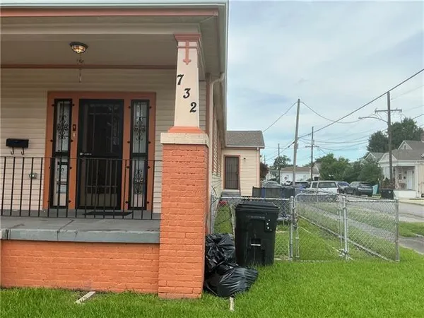 $1,200 | 732 St Maurice Avenue, Unit 732, New Orleans, LA 70117