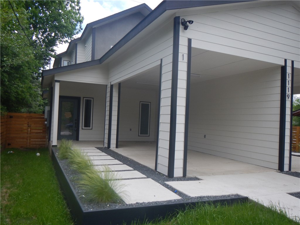 1119 Ebert Avenue, Unit 1 Austin, TX 78721 - Photo 1 of 1 Front Entrance