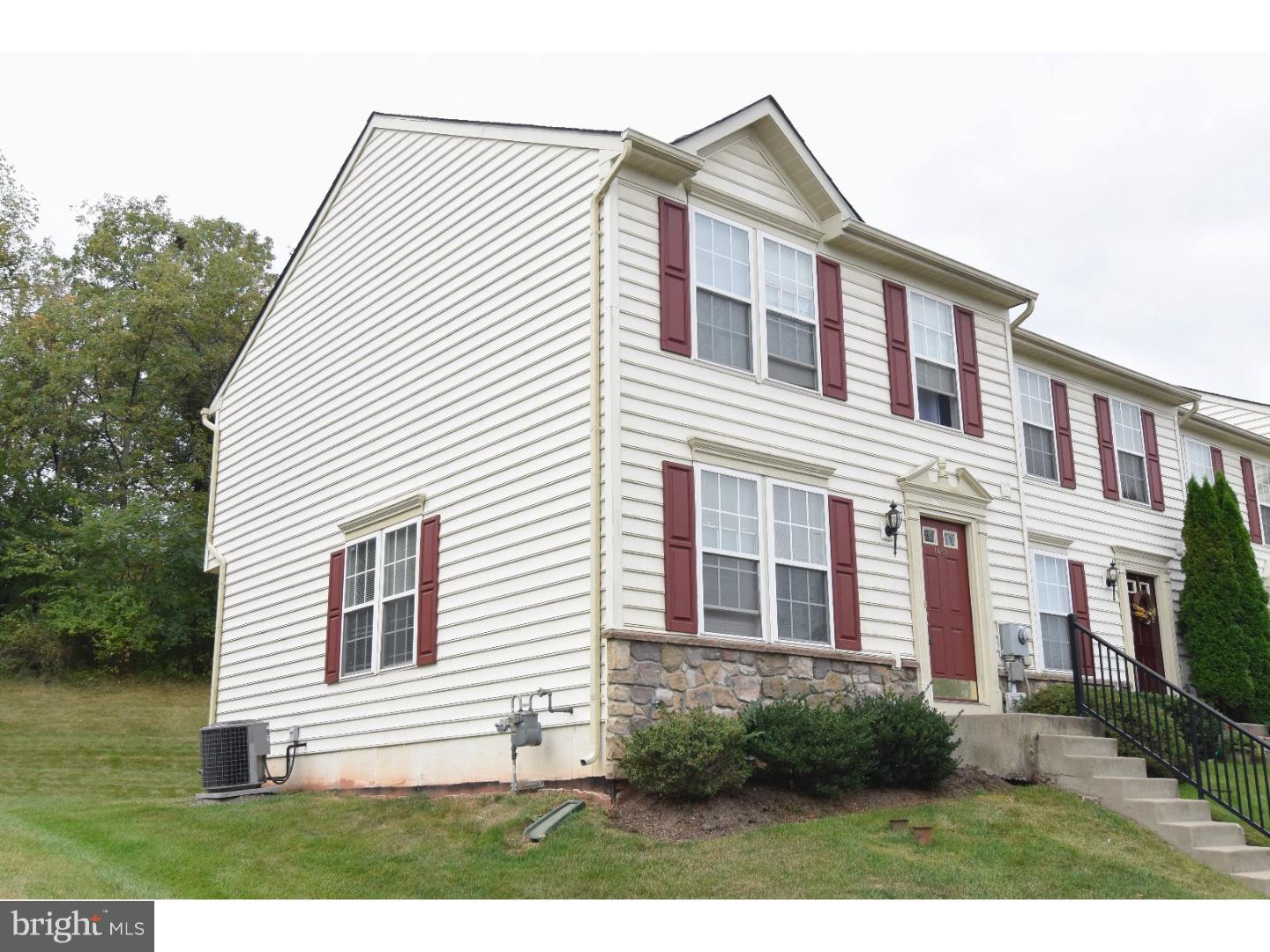 1401 Orchard View Road Reading, PA 19606 - Photo 2 of 25 Gallery Image 2