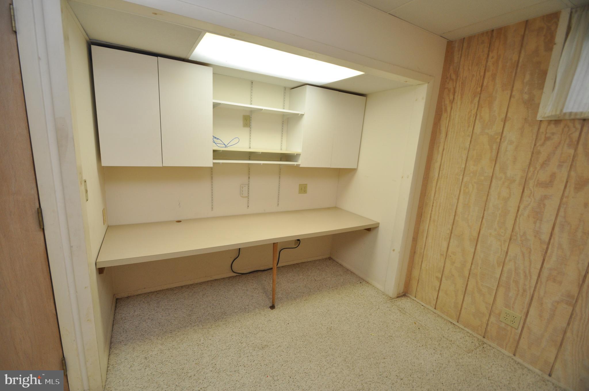1803 Harvey Yingling Road Manchester, MD 21102 - Photo 19 of 30 Office area