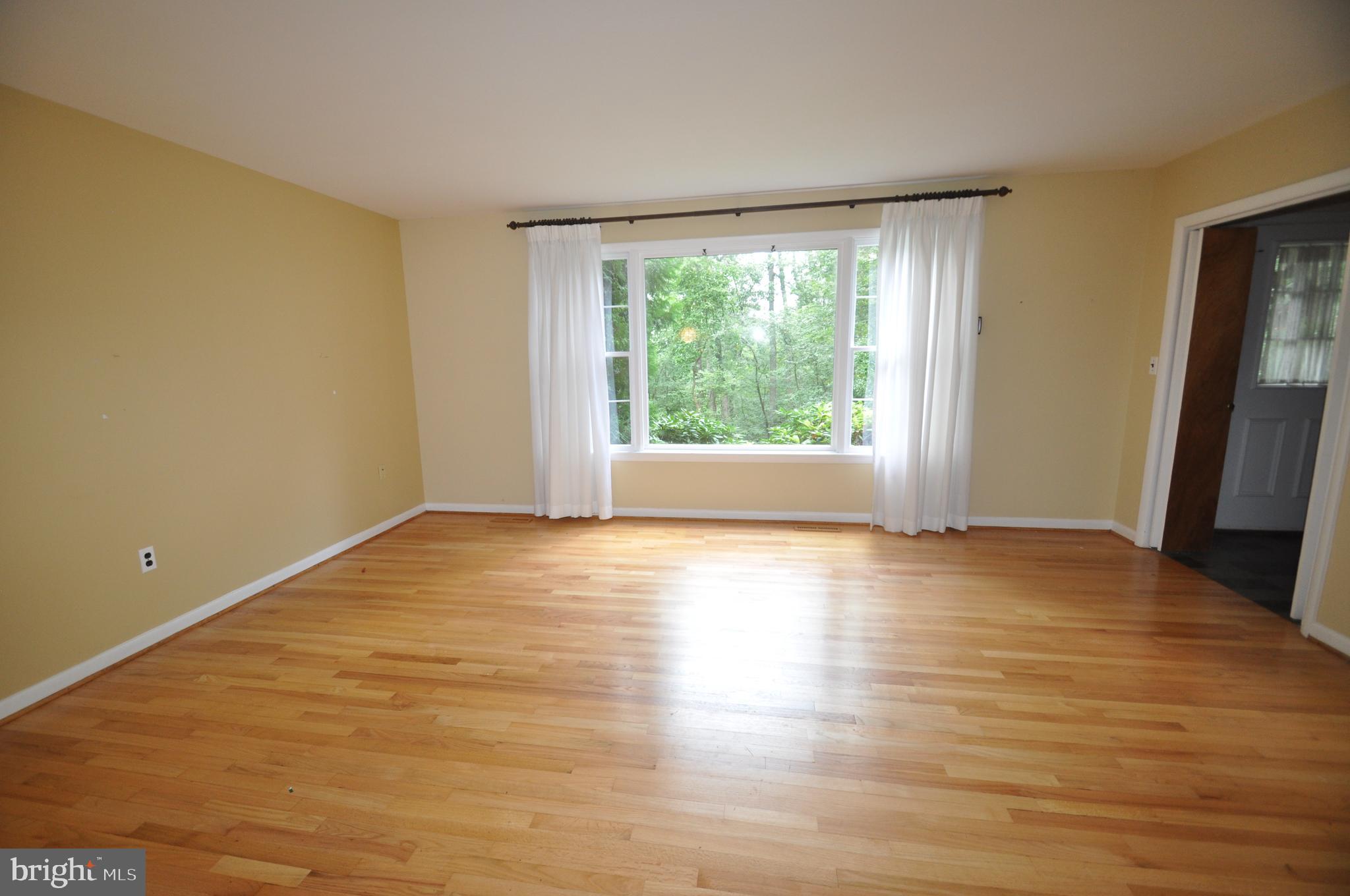 1803 Harvey Yingling Road Manchester, MD 21102 - Photo 4 of 30 Gleaming hardwood floors
