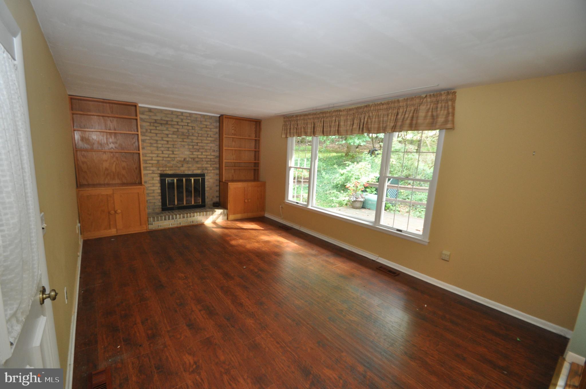 1803 Harvey Yingling Road Manchester, MD 21102 - Photo 8 of 30 Family room with wood burning fireplace