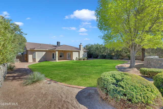 $350,000 | 232 Ave Mirador, Santa Teresa, NM 88008