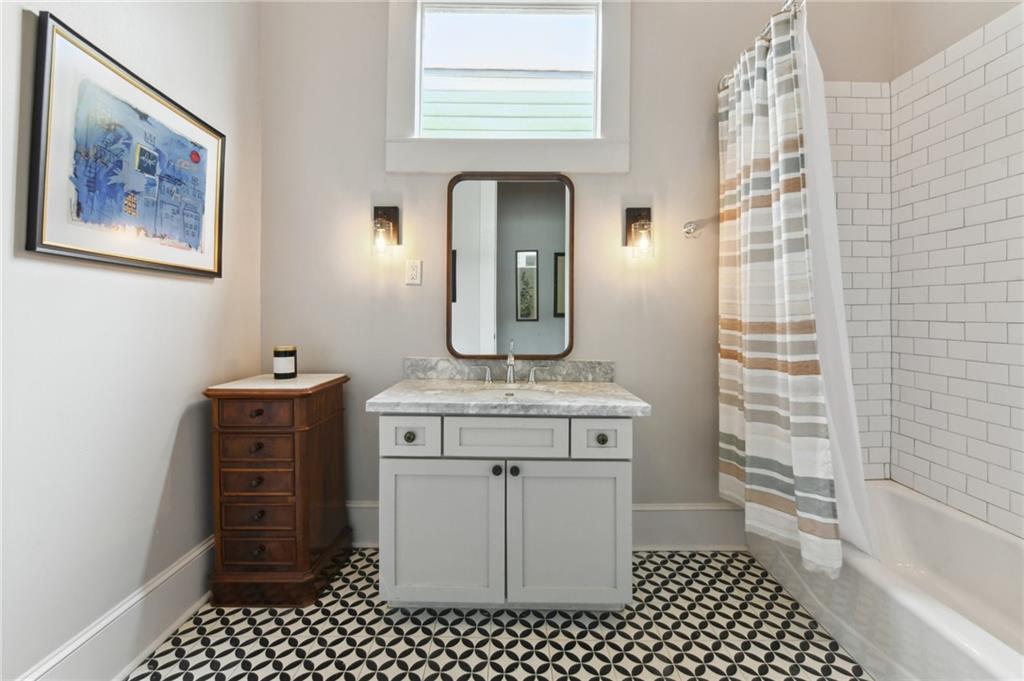 2013 Foucher Street New Orleans, LA 70115 - Photo 12 of 16