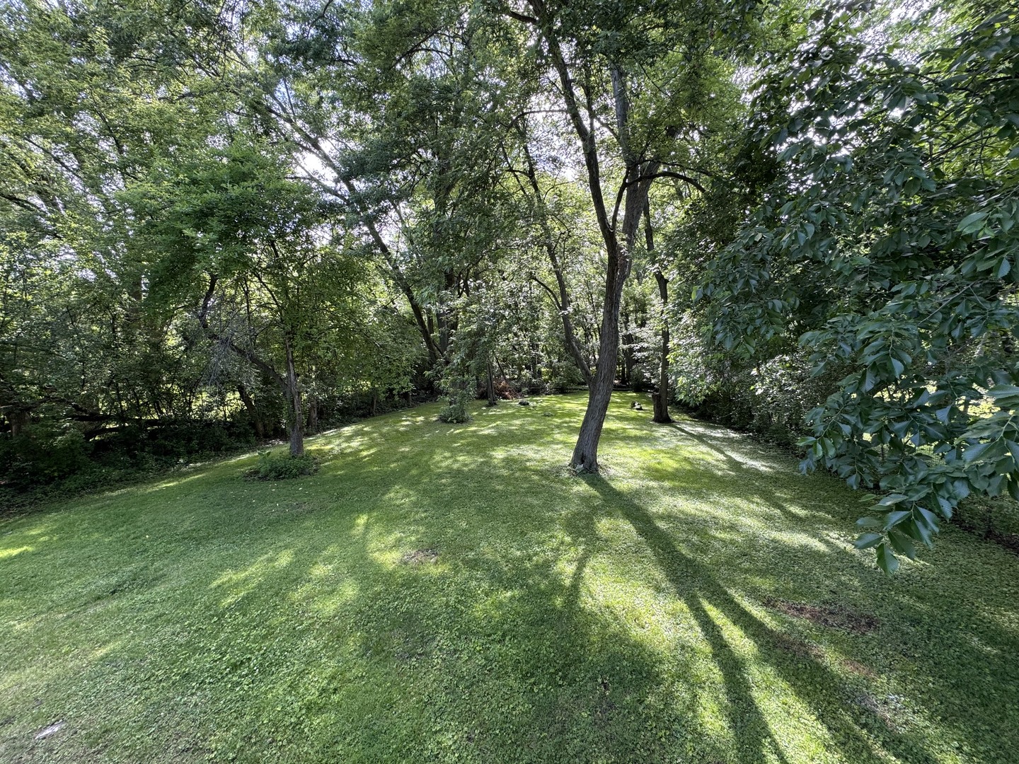 8421 Hickory Nut Grove Road Cary, IL 60013 - Photo 4 of 24