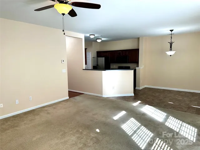 $1,995 | 7946 Mariners Pointe Circle, Denver, NC 28037