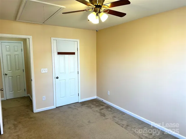 $1,995 | 7946 Mariners Pointe Circle, Denver, NC 28037