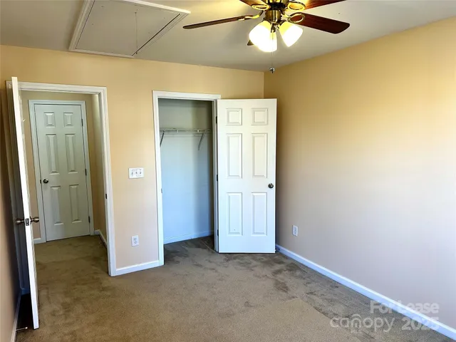 $1,995 | 7946 Mariners Pointe Circle, Denver, NC 28037