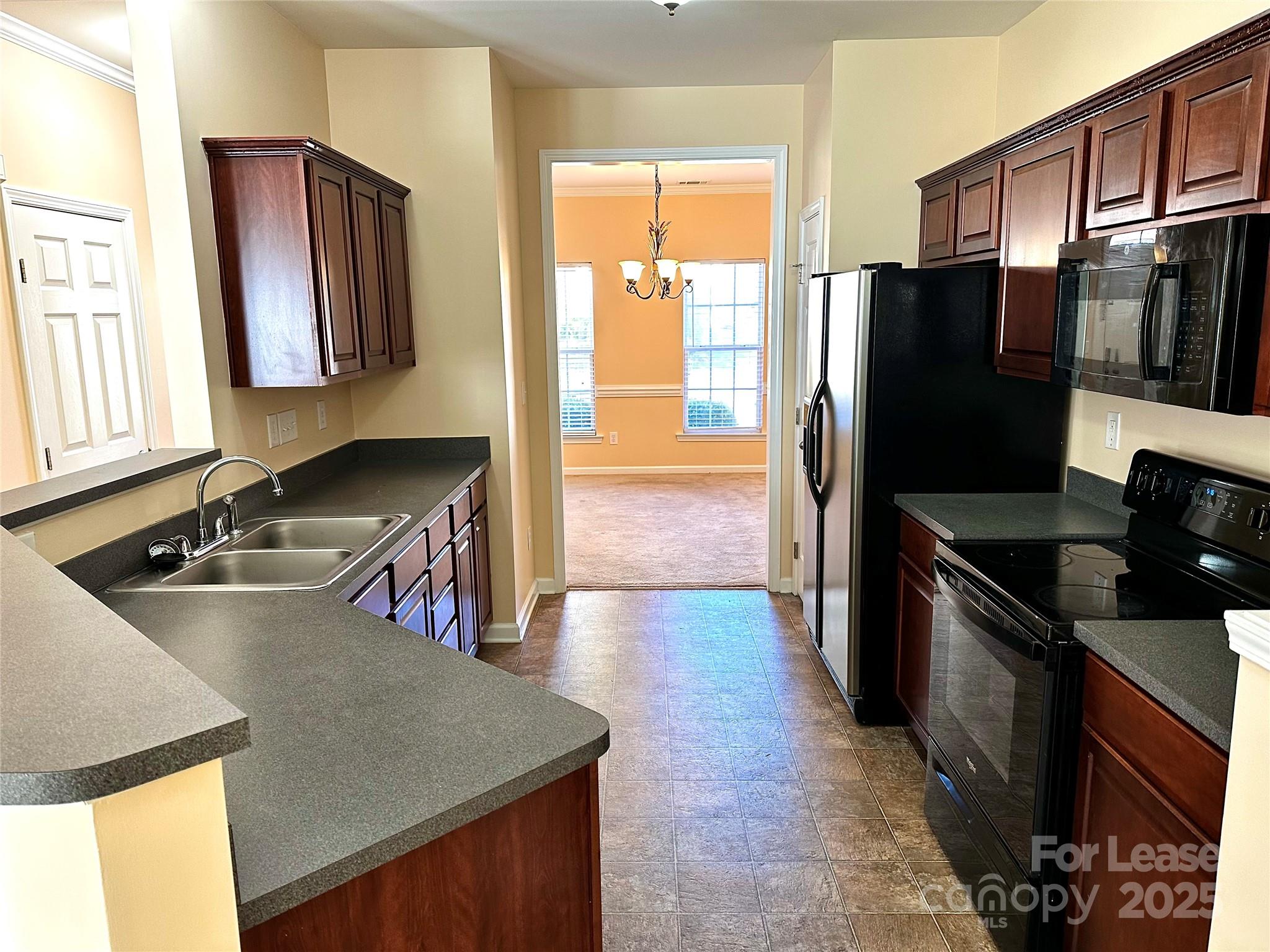 7946 Mariners Pointe Circle Denver, NC 28037 - Photo 9 of 45