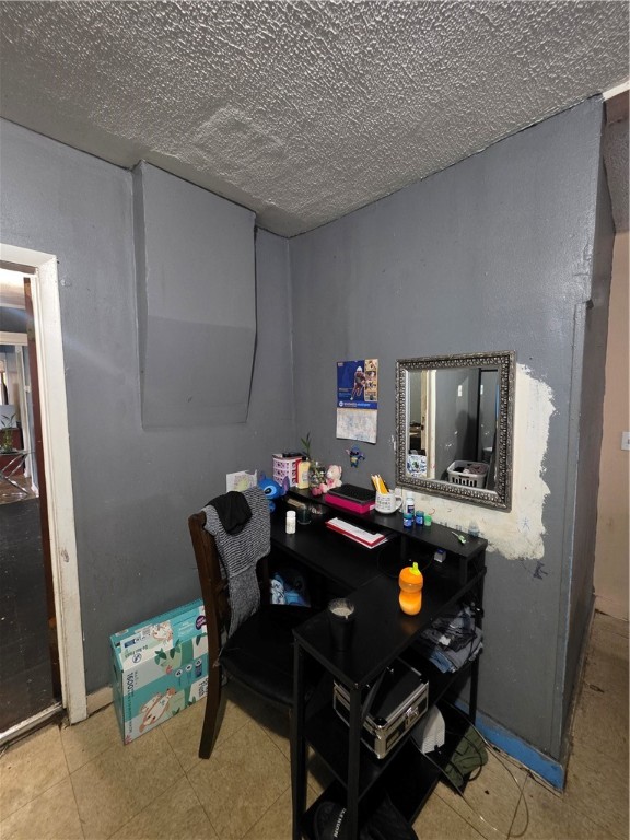 59 Hoeltzer Street Rochester, NY 14605 - Photo 4 of 23