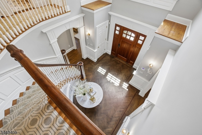 19 Hilltop Road Short Hills, NJ 07078 - Photo 16 of 34