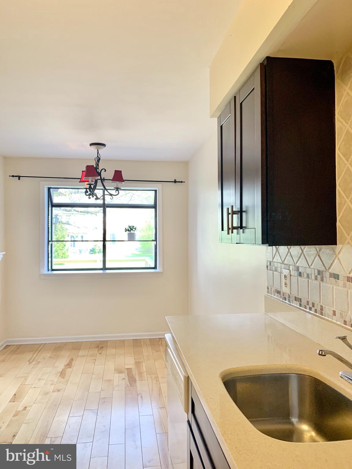 305 Marten Road Princeton, NJ 08540 - Photo 10 of 38
