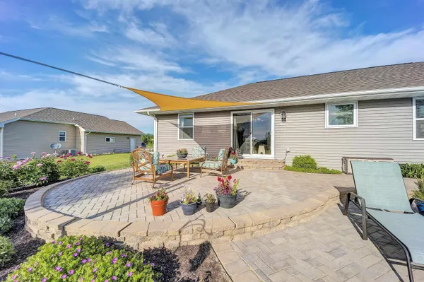 $369,900 | 553 Dove Lane, Oconto Falls, WI 54154