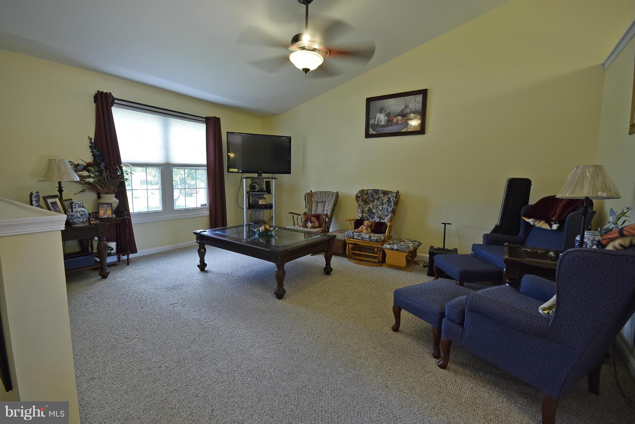 2138 Sebastian Road Fredericksburg, VA 22405 - Photo 16 of 30 Living Room
