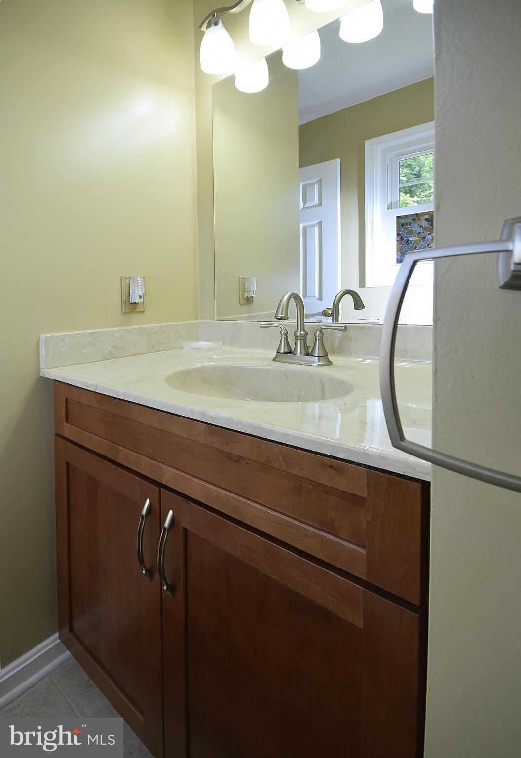 2138 Sebastian Road Fredericksburg, VA 22405 - Photo 26 of 30 Bath
