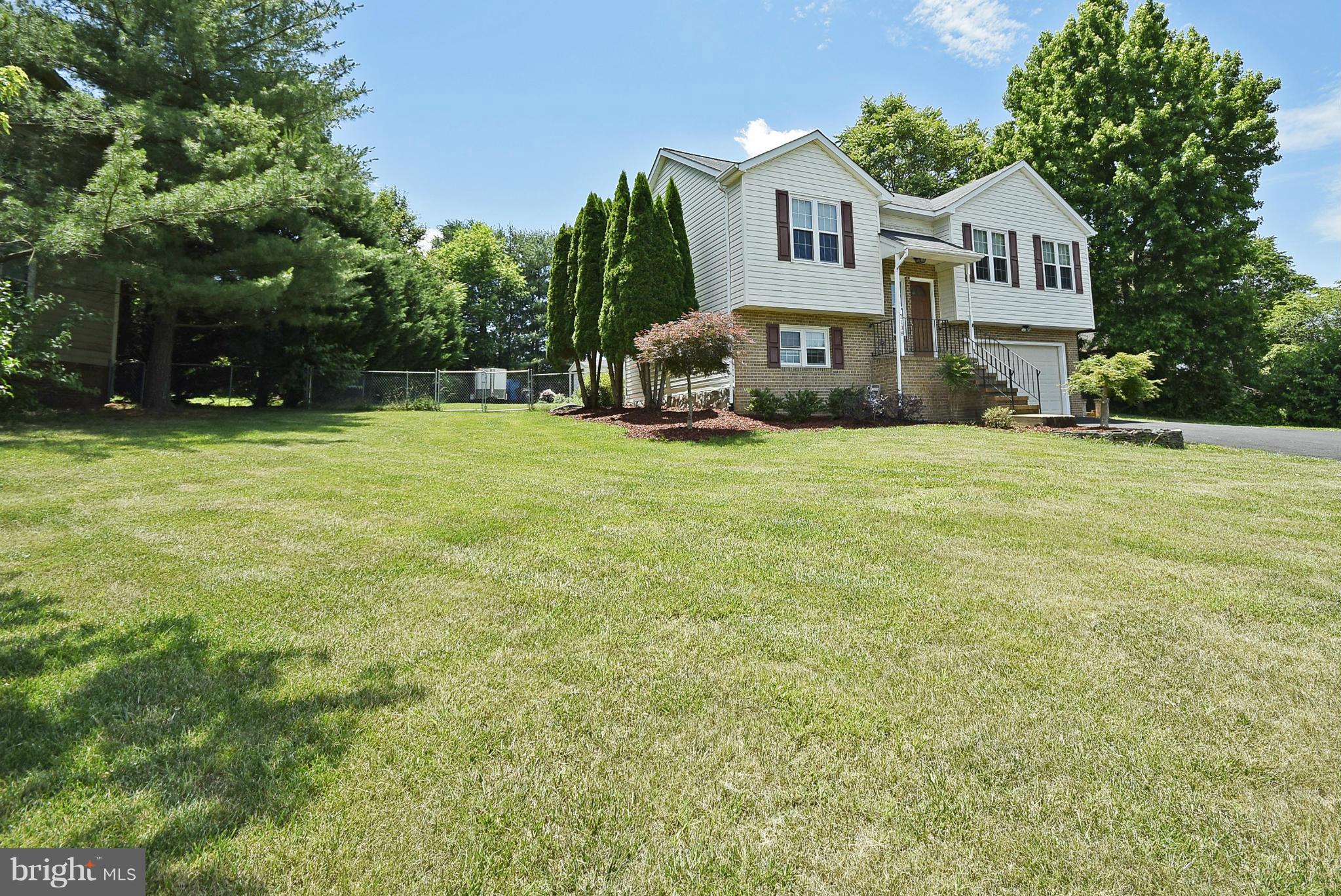 2138 Sebastian Road Fredericksburg, VA 22405 - Photo 4 of 30 Exterior (Front)