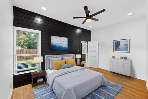 $525,000 | 712 West Eighth Street, Dallas, TX 75208