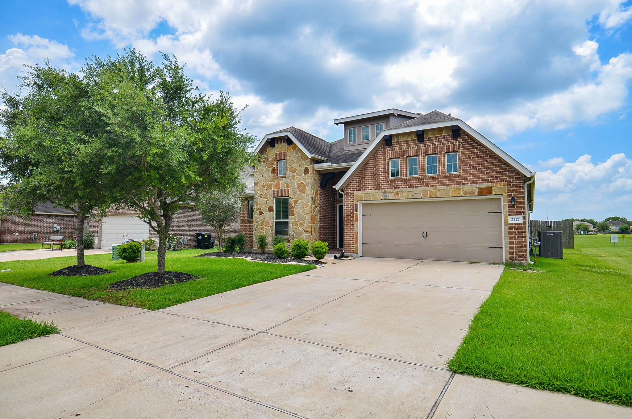 2227 Leonetti Lane Rosenberg, TX 77471 - Photo 2 of 47 Front of House
