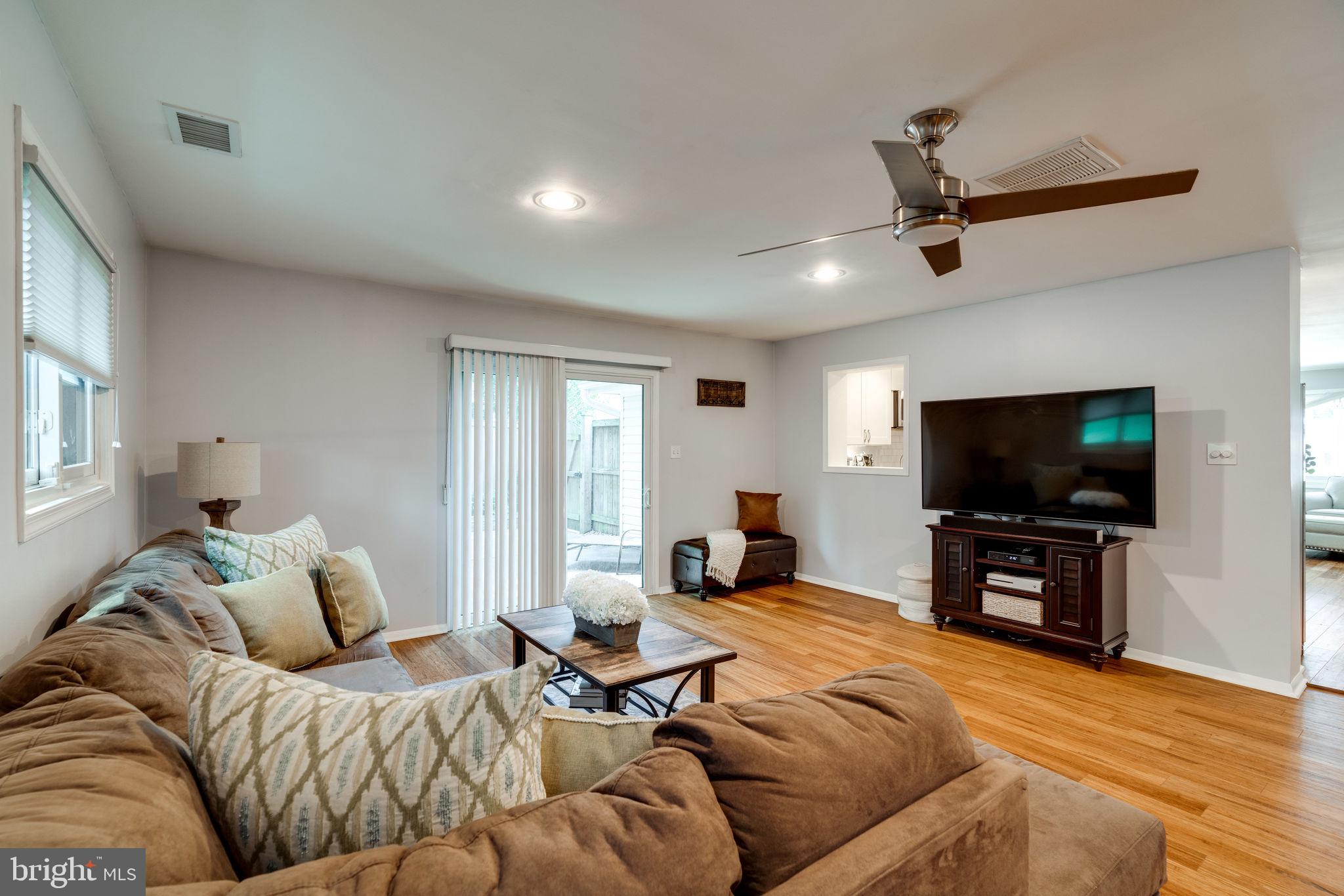 7513 Murillo Street Springfield, VA 22151 - Photo 22 of 54 Gallery Image 22