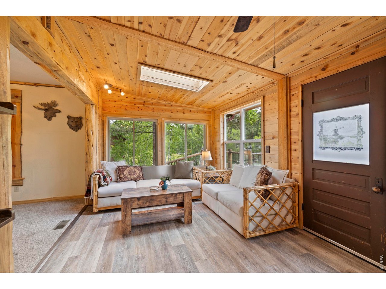 428 Rustic Road Bellvue, CO 80512 - Photo 16 of 43