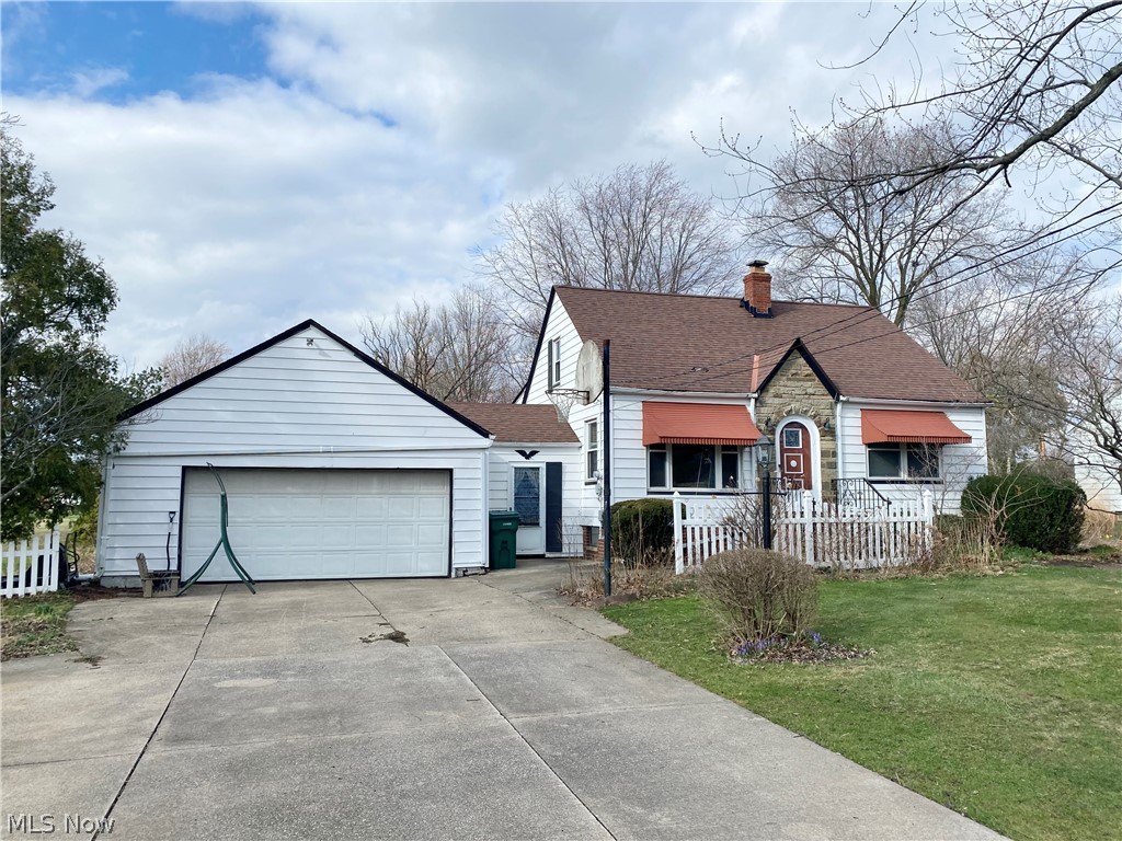 336 Hillside Road Independence, OH 44131 - Photo 1 of 19 Adorable Bungalow with nice curb appeal