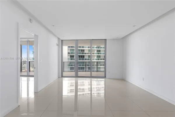 $3,600 | 488 Northeast 18th Street, Unit 1807, Miami, FL 33132