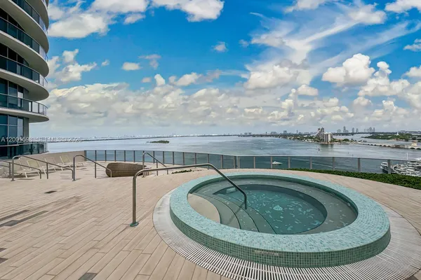 $3,600 | 488 Northeast 18th Street, Unit 1807, Miami, FL 33132