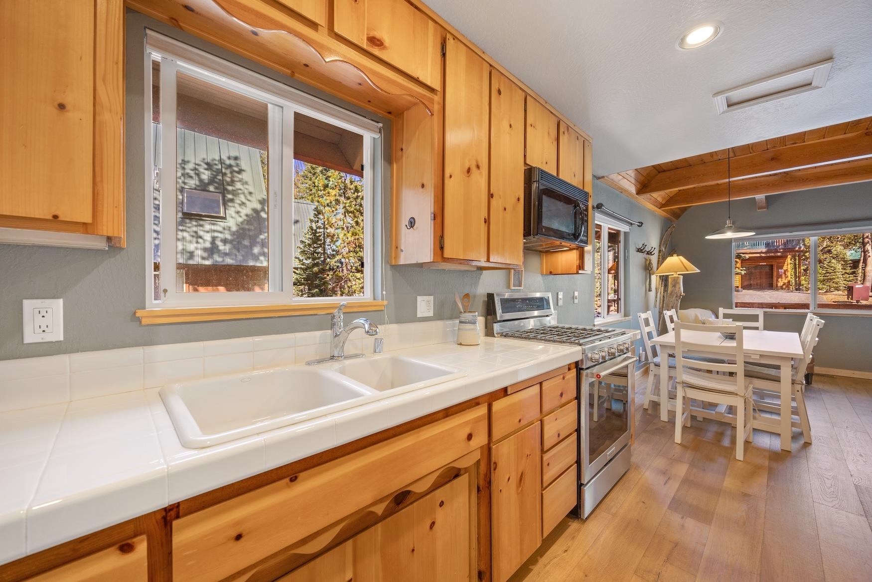 7305 Cascade Road Soda Springs, CA 95728 - Photo 13 of 28 Gallery Image 13