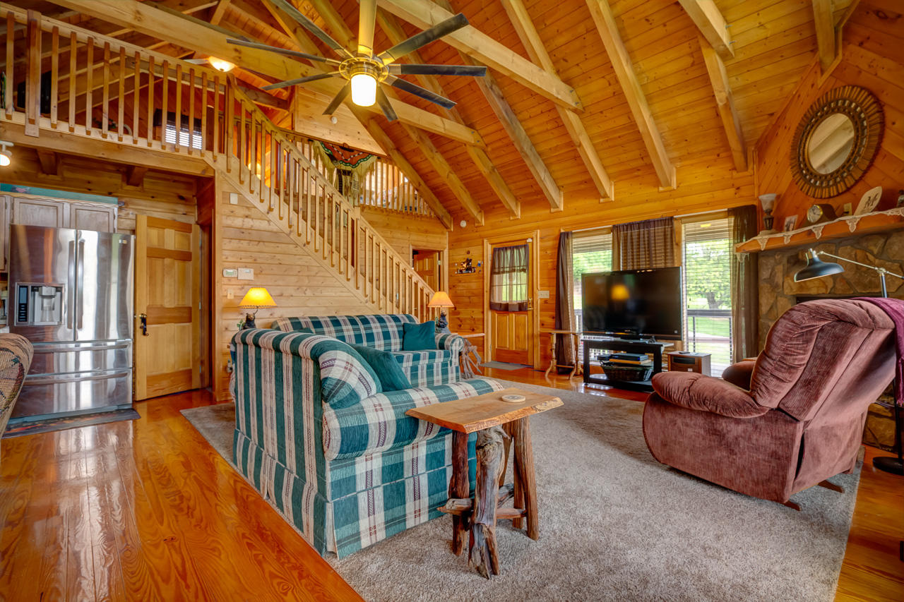 3409 Cherokee Ridge Way Sevierville, TN 37862 - Photo 16 of 40 _F5A3211_2_3_4_5_6