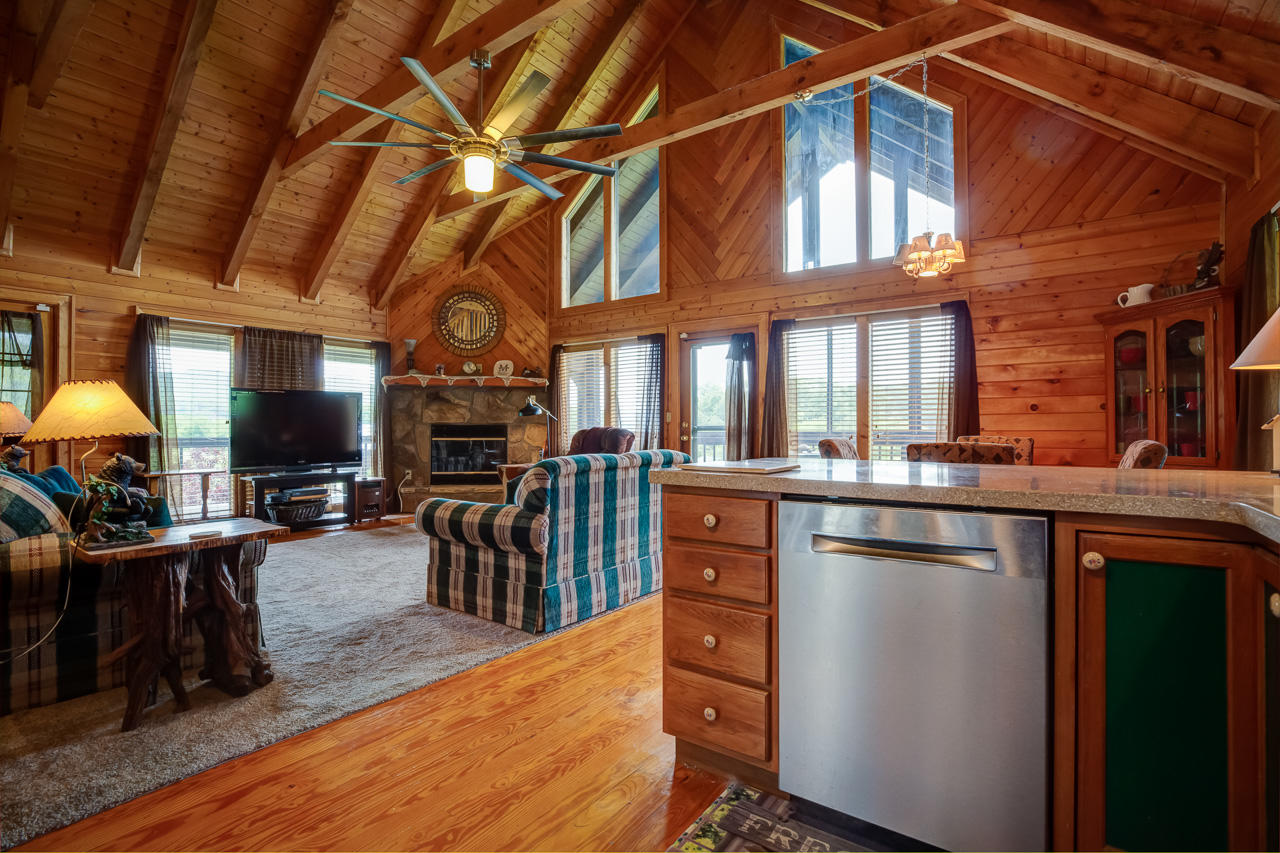 3409 Cherokee Ridge Way Sevierville, TN 37862 - Photo 20 of 40 _F5A3232_3_4_5_6_7