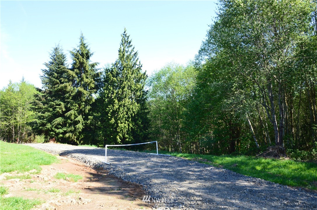 640 McAdams Road East Longview, WA 98632 - Photo 1 of 9