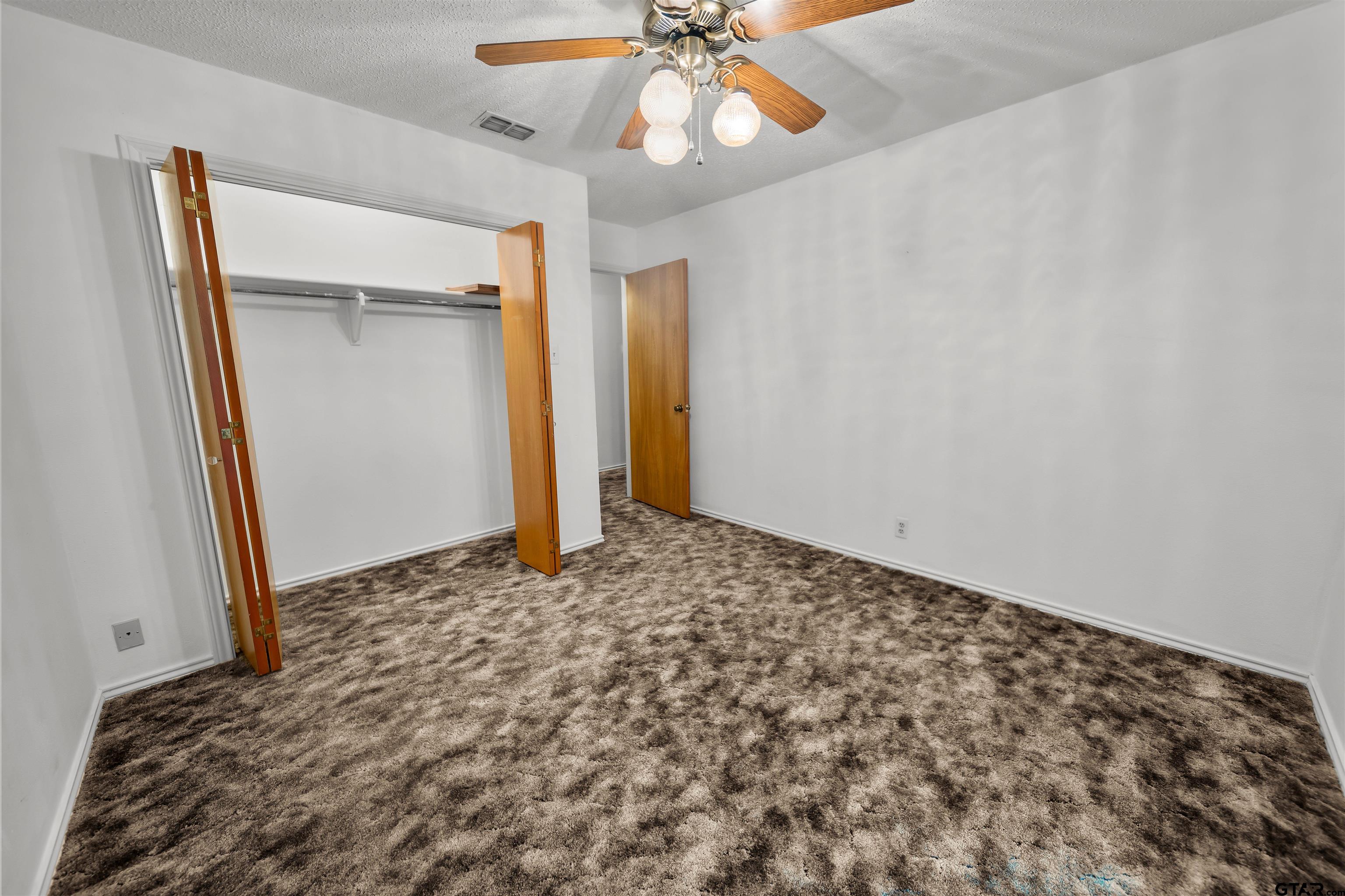 15236 Hillview Road Tyler, TX 75703 - Photo 17 of 46 Gallery Image 17