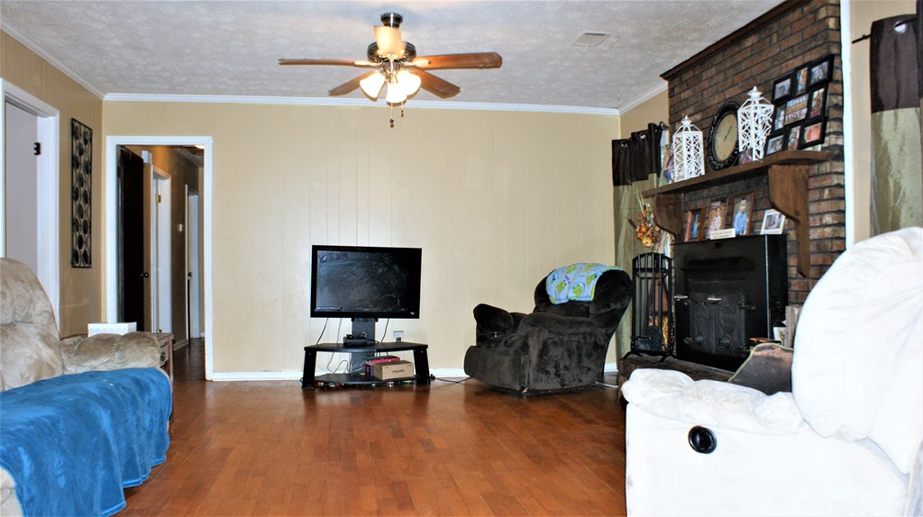 8 Jeep Road Phenix City, AL 36869 - Photo 5 of 17 Gallery Image 5