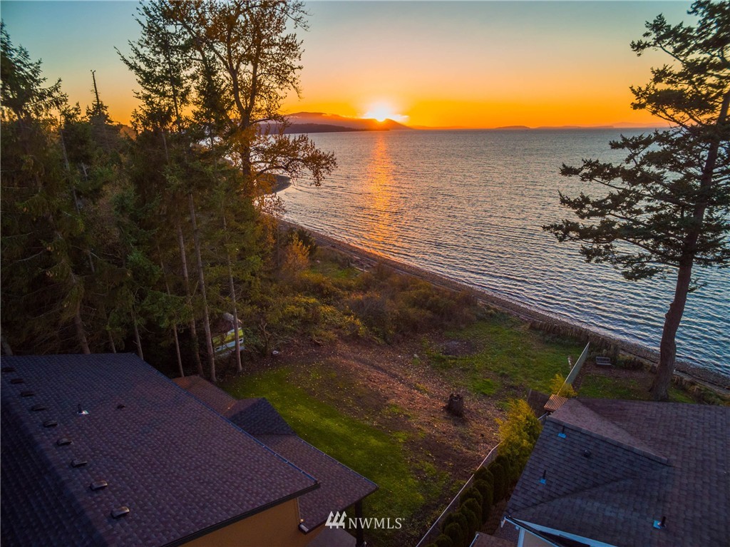 3545 Robertson Road Bellingham, WA 98226 - Photo 3 of 23 Gallery Image 3