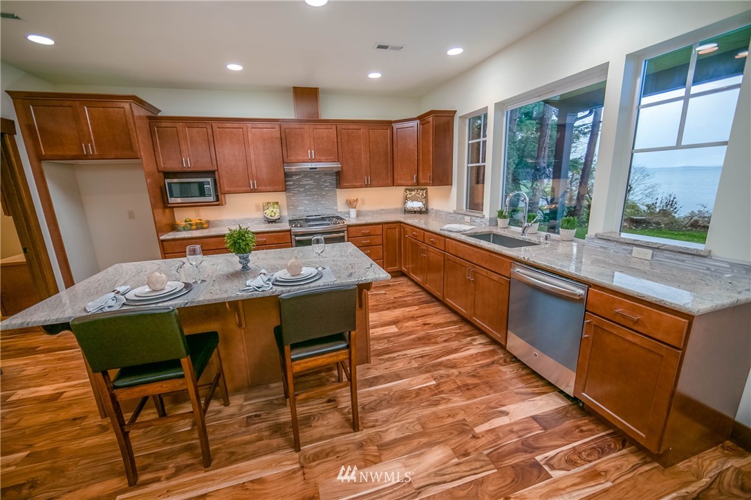 3545 Robertson Road Bellingham, WA 98226 - Photo 8 of 23 Gallery Image 8