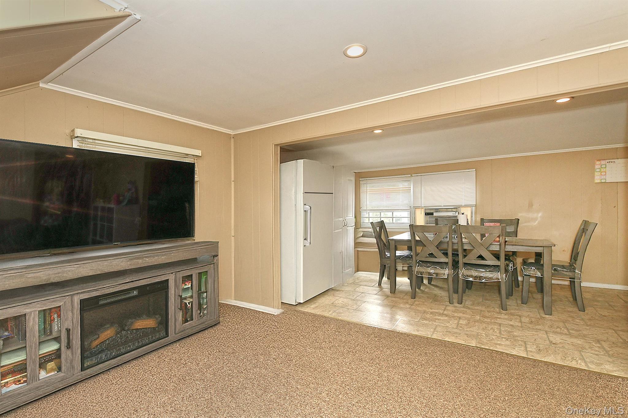 25 Lincoln Road North Plainview, NY 11803 - Photo 11 of 13 a view of a dining room with furniture