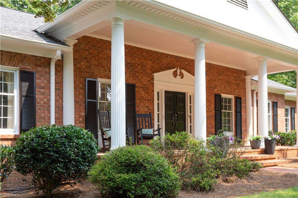 112 Magnolia Road Lexington, NC 27292 - Photo 2 of 46