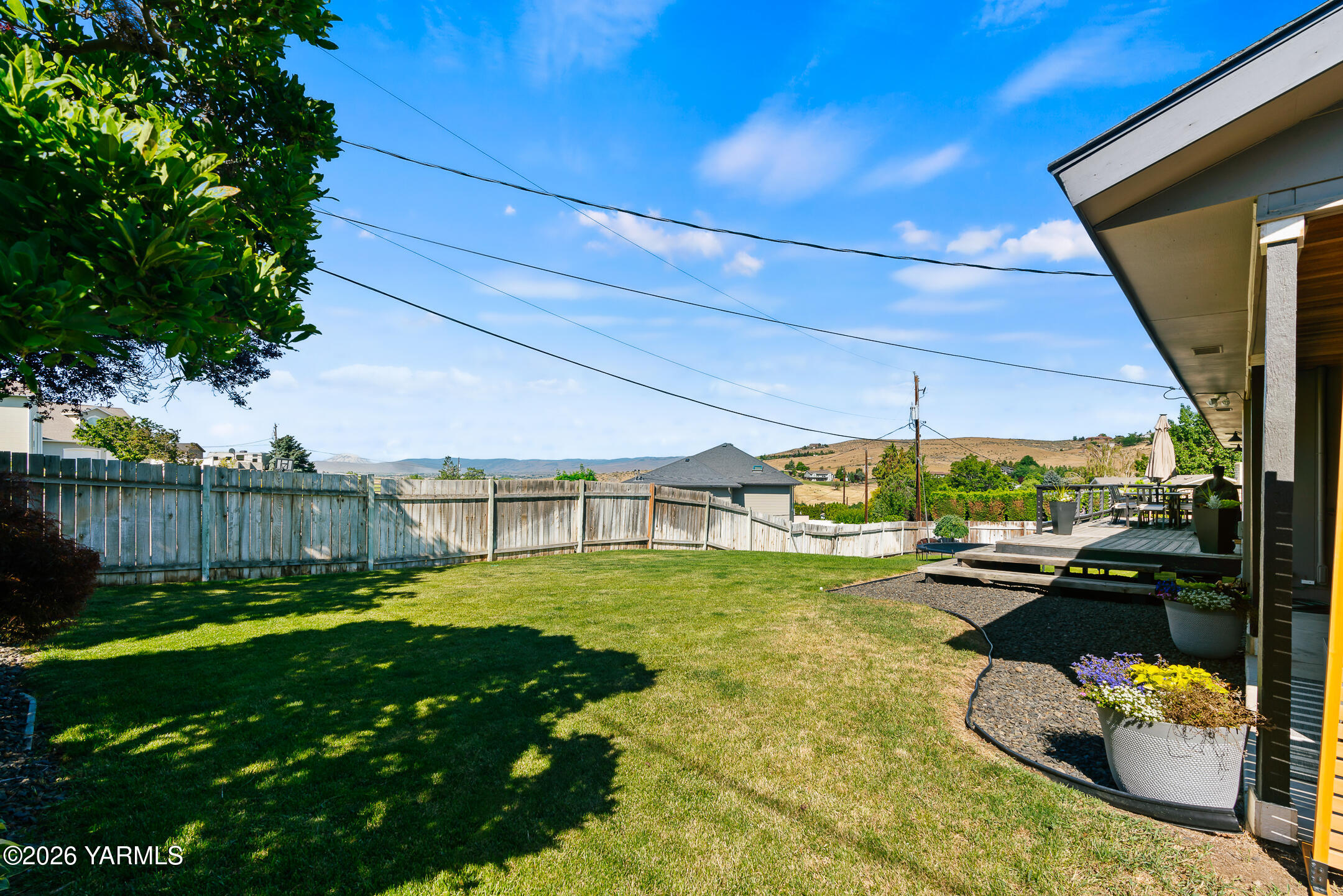 8104 Viewcrest Way Yakima, WA 98908 - Photo 33 of 35 Backyard